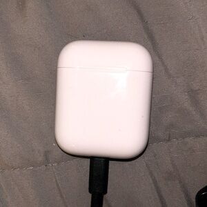 AirPod 1st Gen. EUC no defects.